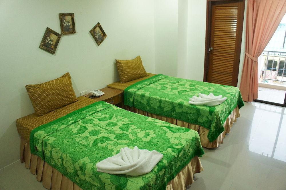 G&B Guesthouse Patong Kültér fotó