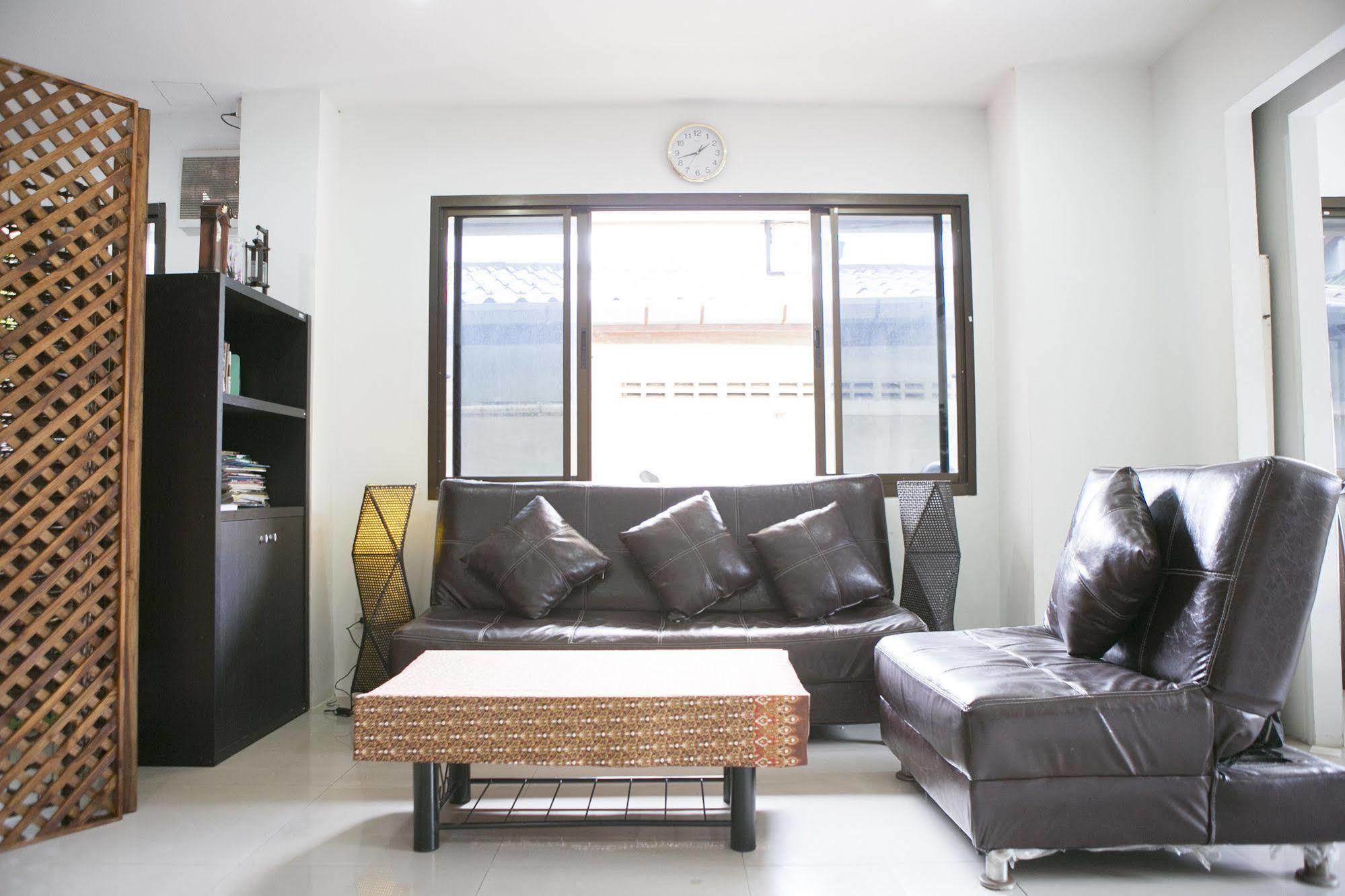 G&B Guesthouse Patong Kültér fotó