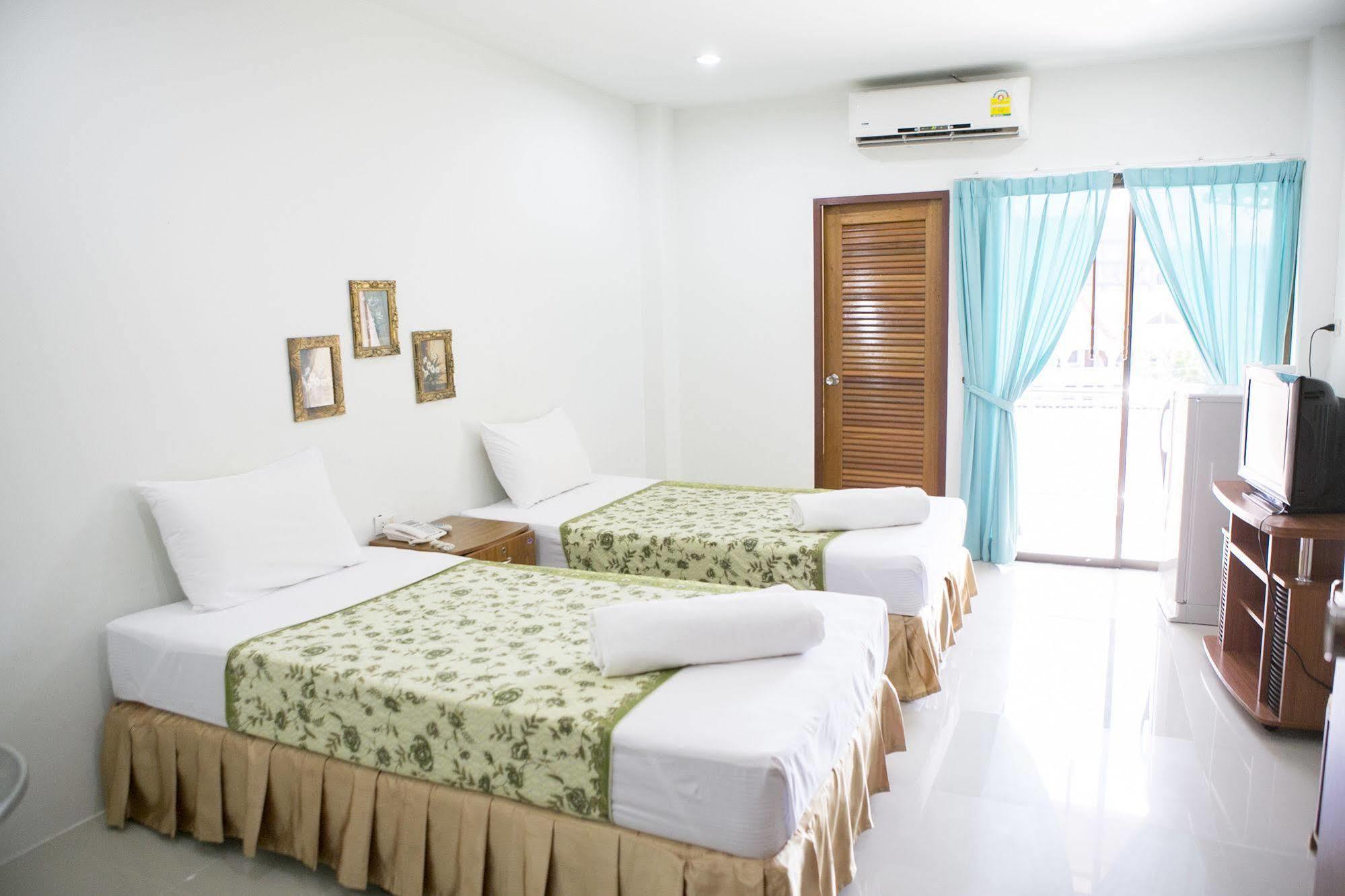 G&B Guesthouse Patong Kültér fotó