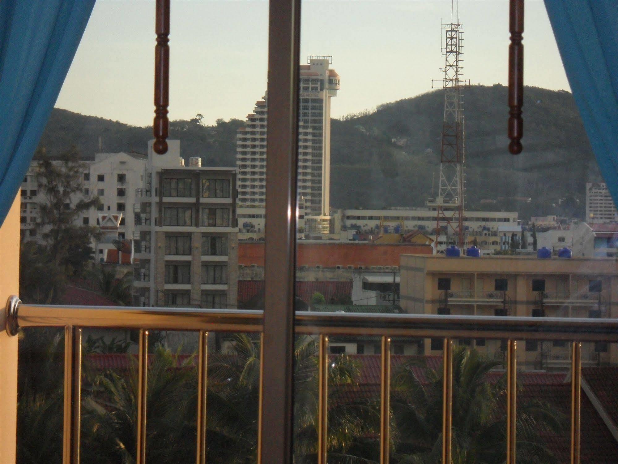 G&B Guesthouse Patong Kültér fotó