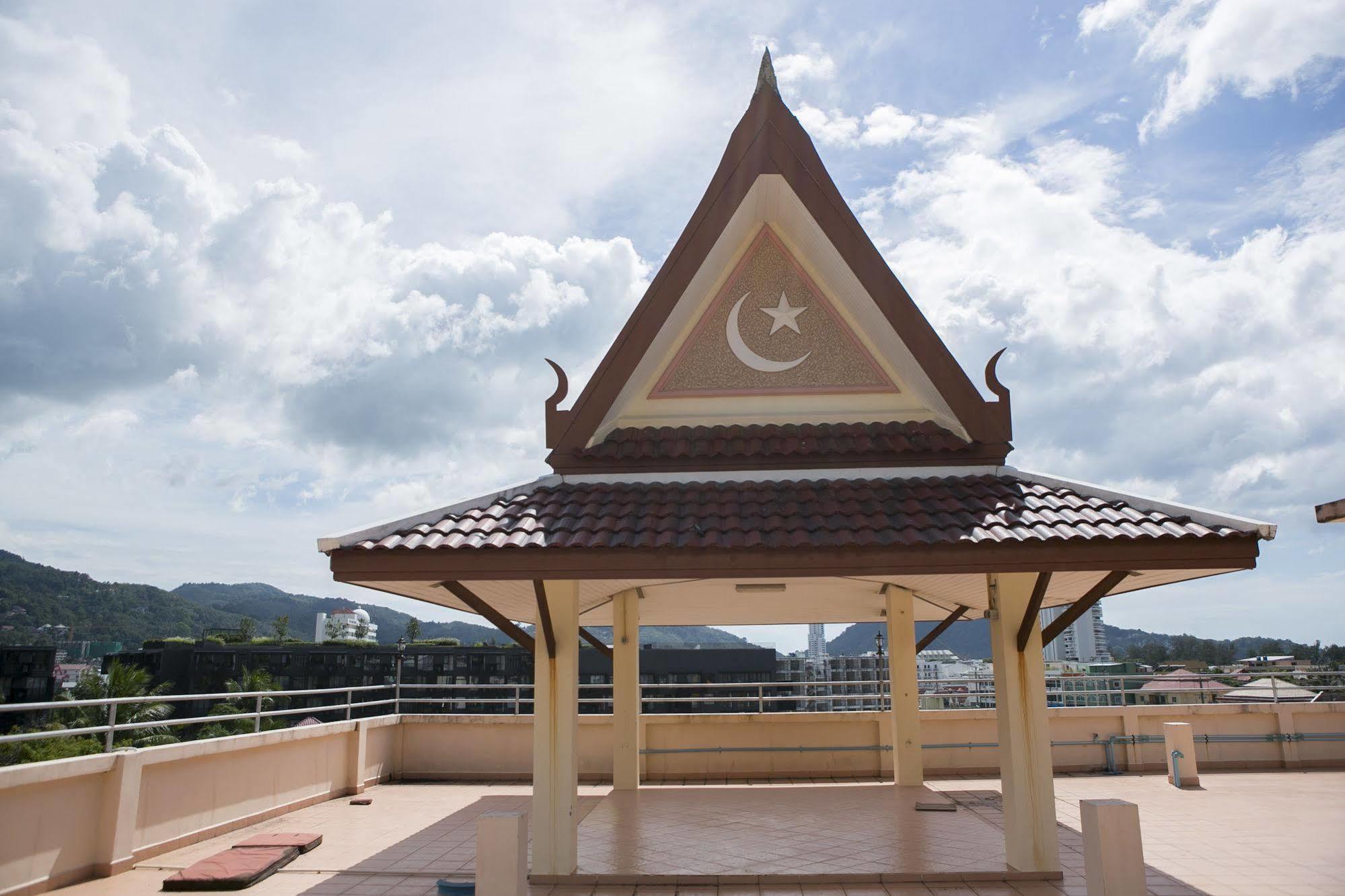 G&B Guesthouse Patong Kültér fotó